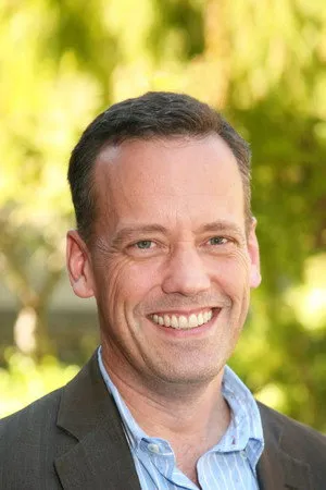 Dee Bradley Baker profil kép