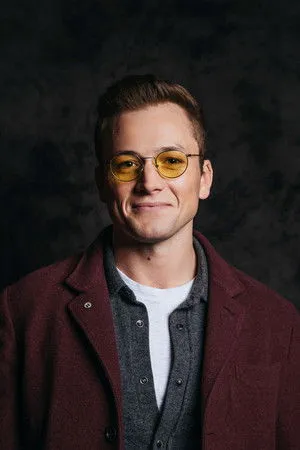 Taron Egerton profil kép