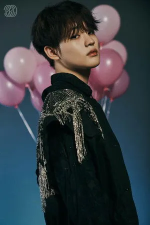 Chenle profil kép