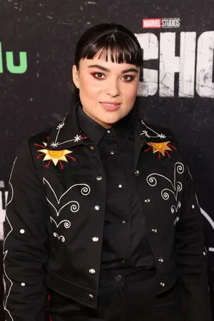 Devery Jacobs profil kép