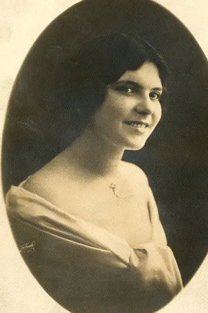 Zena Keefe profil kép