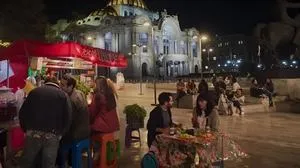 Mesa de regalos háttérkép