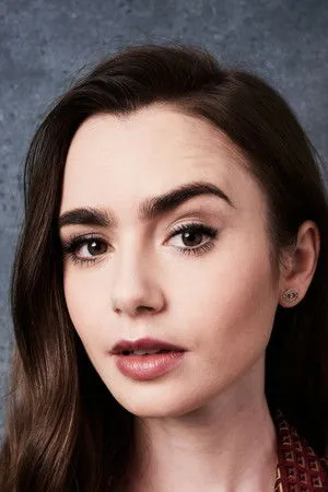 Lily Collins profil kép