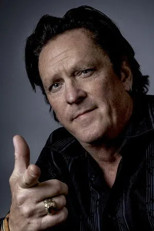 Michael Madsen profil kép