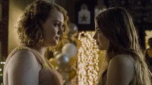 Sierra Burgess a lúzer háttérkép