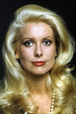 Catherine Deneuve profil kép