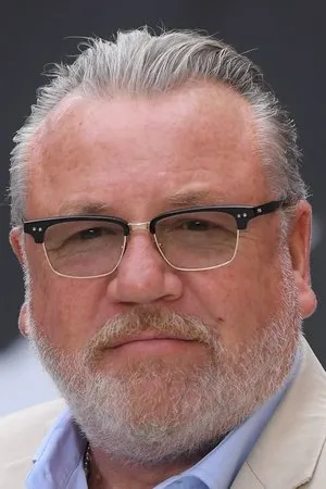 Ray Winstone profil kép