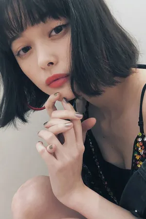 玉城ティナ profil kép