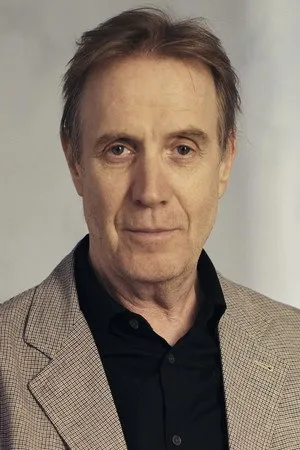 Rhys Ifans profil kép