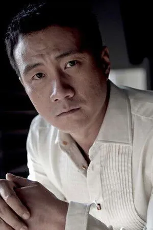 胡军 profil kép