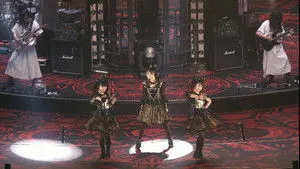 BABYMETAL Live at Tokyo Dome - WORLD TOUR 2016 - LEGEND - METAL RESISTANCE - Red Night háttérkép