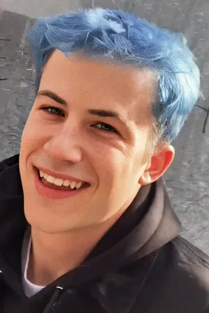 Dylan Minnette profil kép