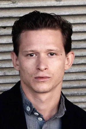 Joel Basman profil kép