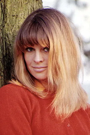 Julie Christie profil kép
