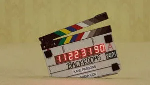 Backrooms - Hátsó szobák háttérkép