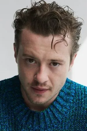 Joseph Quinn profil kép