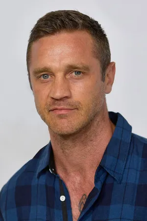 Devon Sawa profil kép